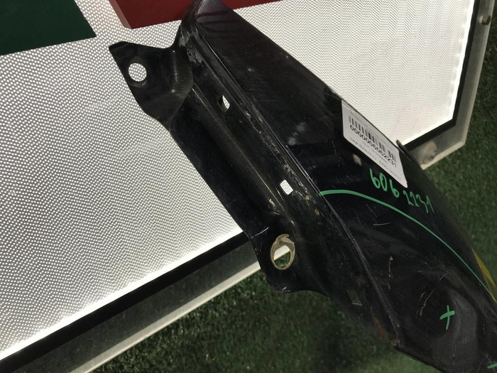 Крыло переднее левое Hyundai Genesis 1 BH (2008-2013)