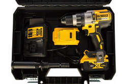 Дрель-шуруповерт DEWALT XRP DCD996P2