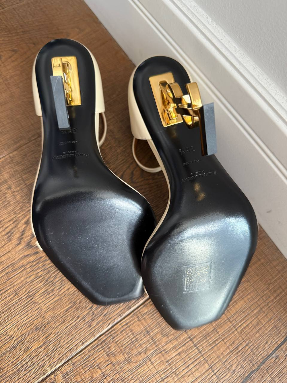 Босоножки Saint Laurent Opyum