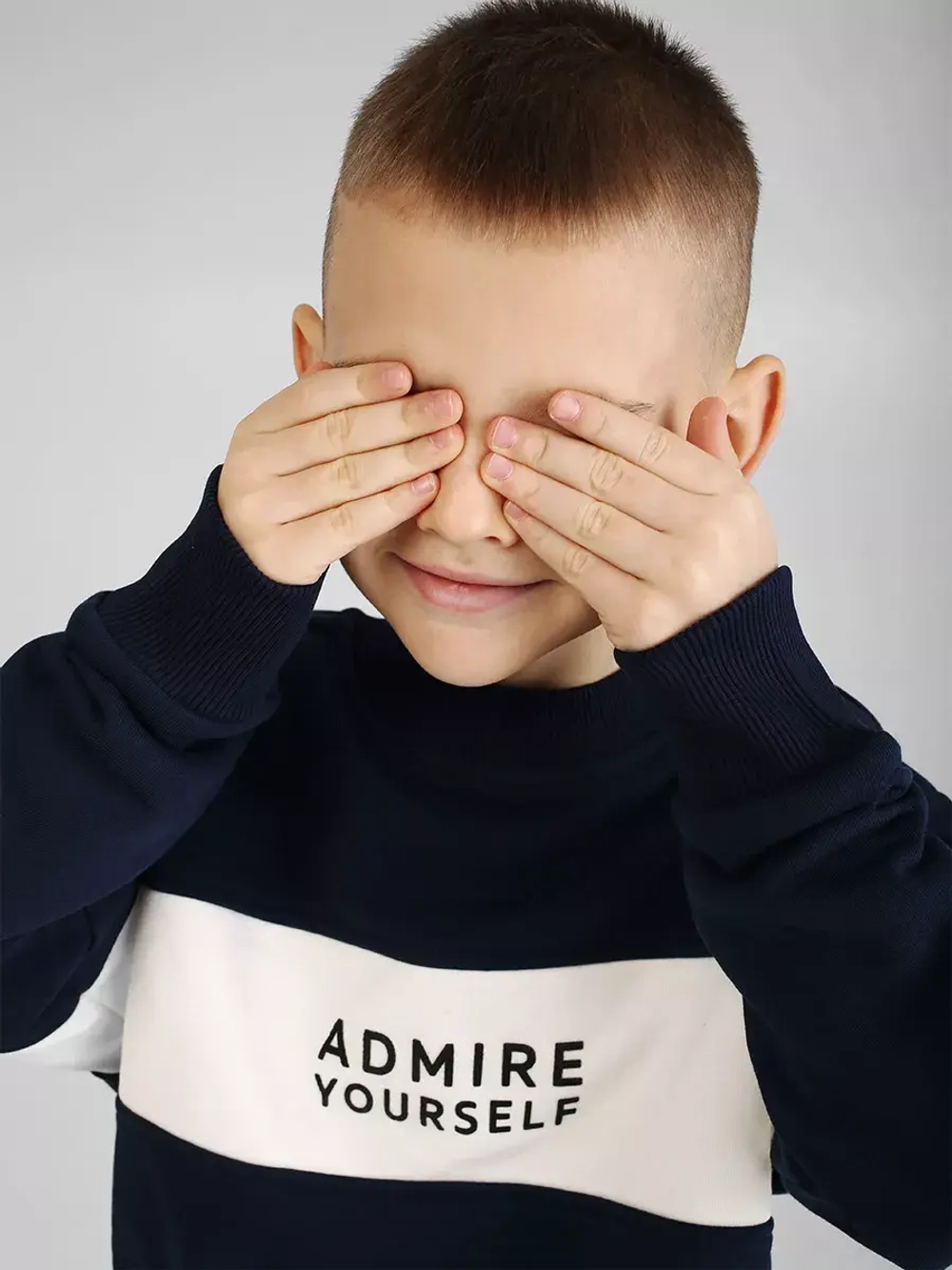 Свитшот для мальчика синий в школу