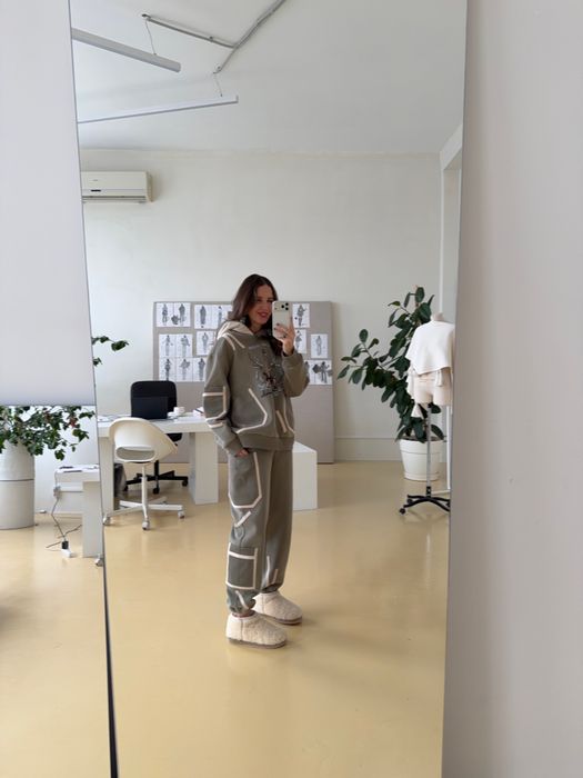 ХУДИ ЖЕНСКИЙ БРИНИТ ХАКИ КОНЬ-ОГОНЬ