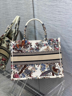 Christian Dior Book Tote 36 cm