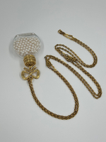 Кулон в виде флакона с «жемчугом»