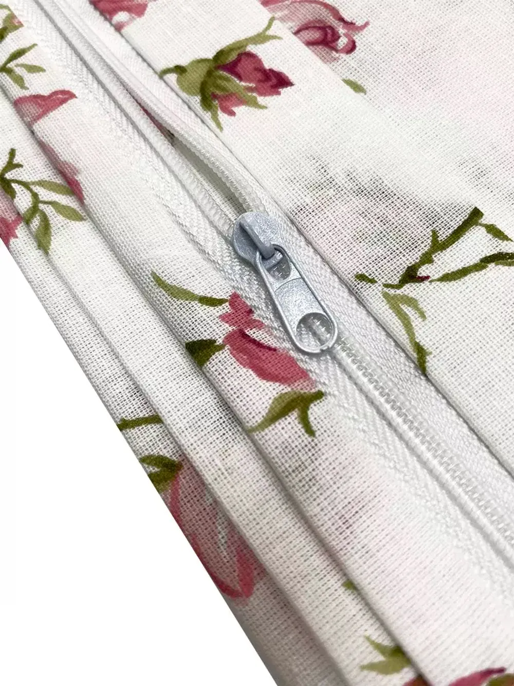 Наволочка комплект 2шт перкаль Сказка "Розовые бутоны" 45х45 см на молнии