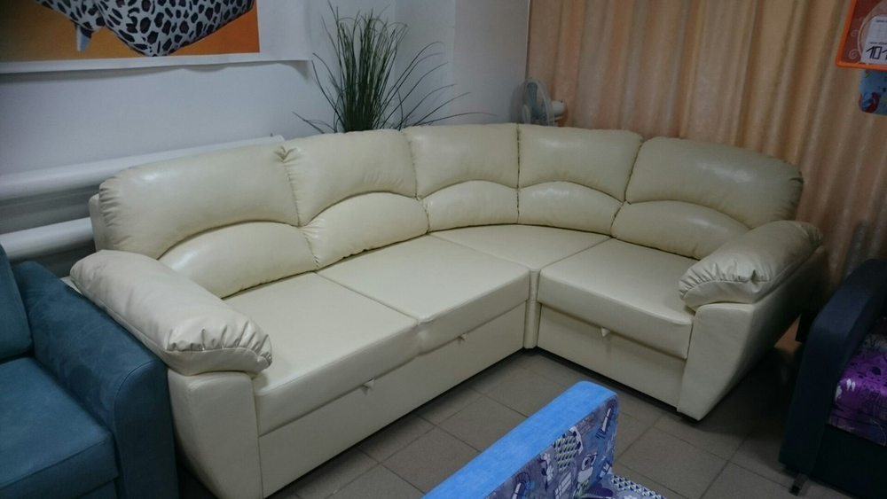 Угловой раскладной диван "ШИК"