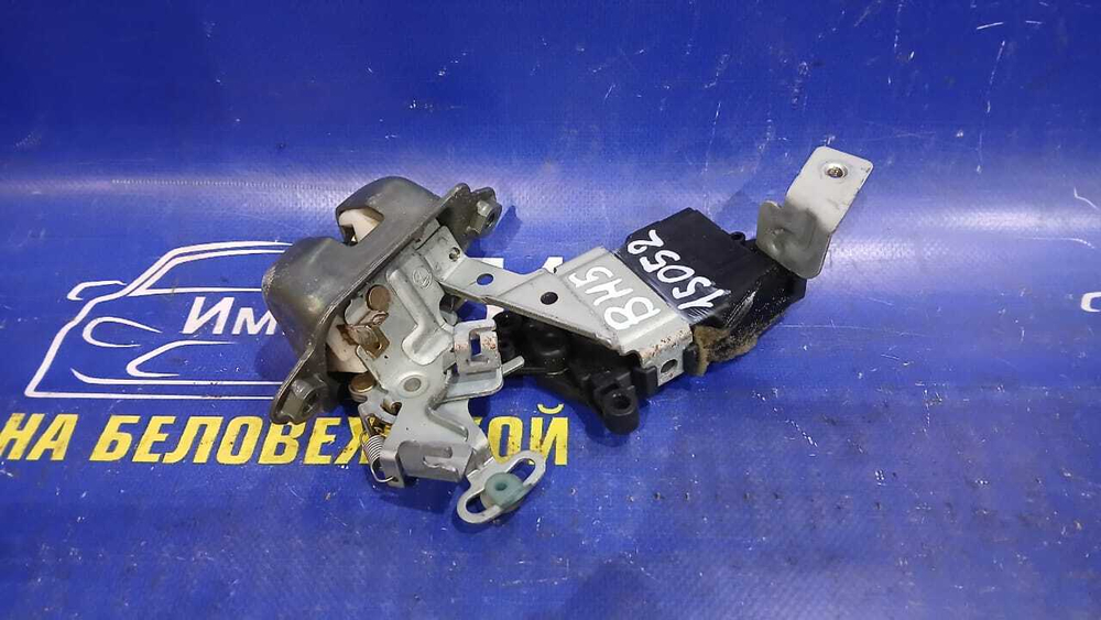 Замок багажника SUBARU LEGACY 1998-2003