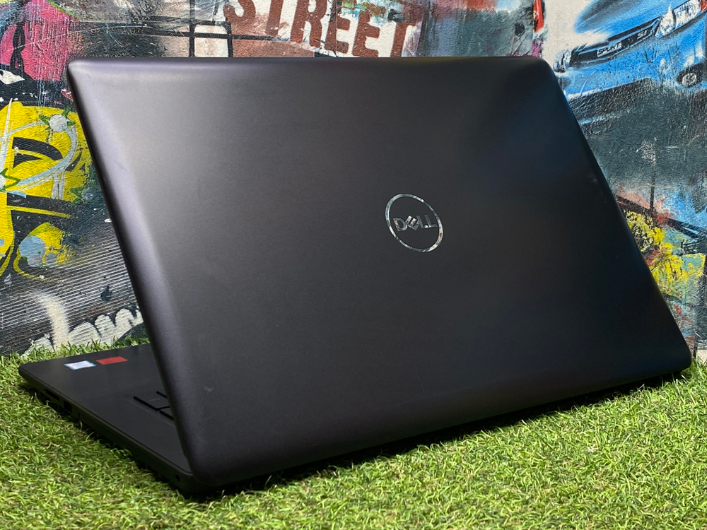 Ноутбук Dell 17.3" IPS/i7-8/8GB/1TB/Radeon R530 4GB/ Inspiron 5770 [5770-5888]/Windows 10