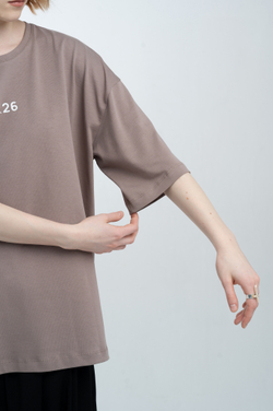 Футболка oversize из плотного трикотажа