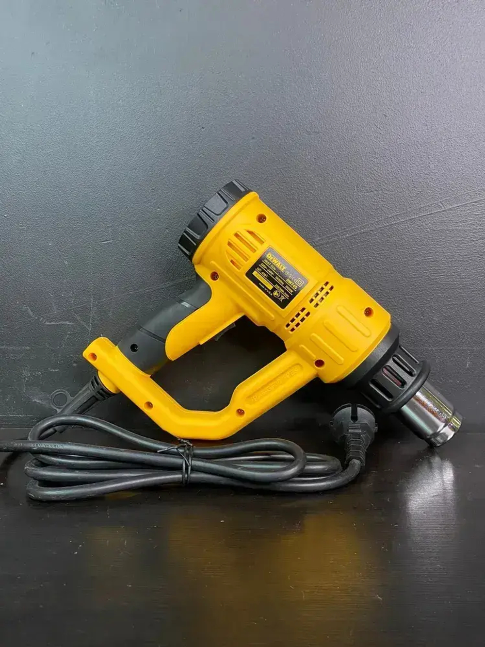 Строительный фен Dewalt 2000W DW745