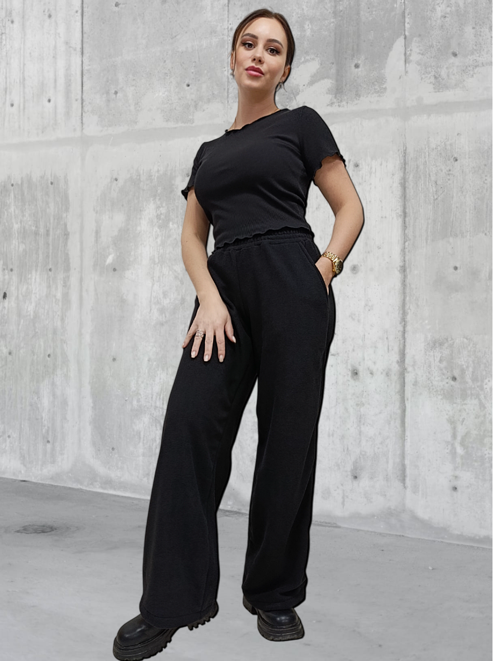 21331 Брюки-палаццо внизу с утяжкой флисовые черные (52)