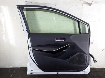 дверь передняя левая Toyota Corolla Sport  ZWE211 NRE210