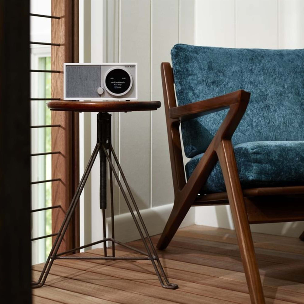 Tivoli Model One Digital Gen 2 White — цифровой радиоприемник с Wi-Fi и стримингом