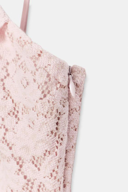 ZARA КРУЖЕВНОЕ МИНИ-ПЛАТЬЕ БАЛЛОН, СВЕТЛО-СИРЕНЕВЫЙ