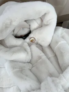 Шуба 1410910 Fabrika