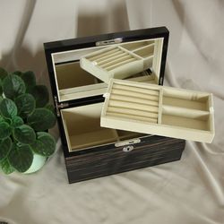 GLOBAL RICH Шкатулка ювелирная