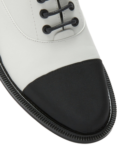 Женские комбинированные туфли бело-черные со шнурками