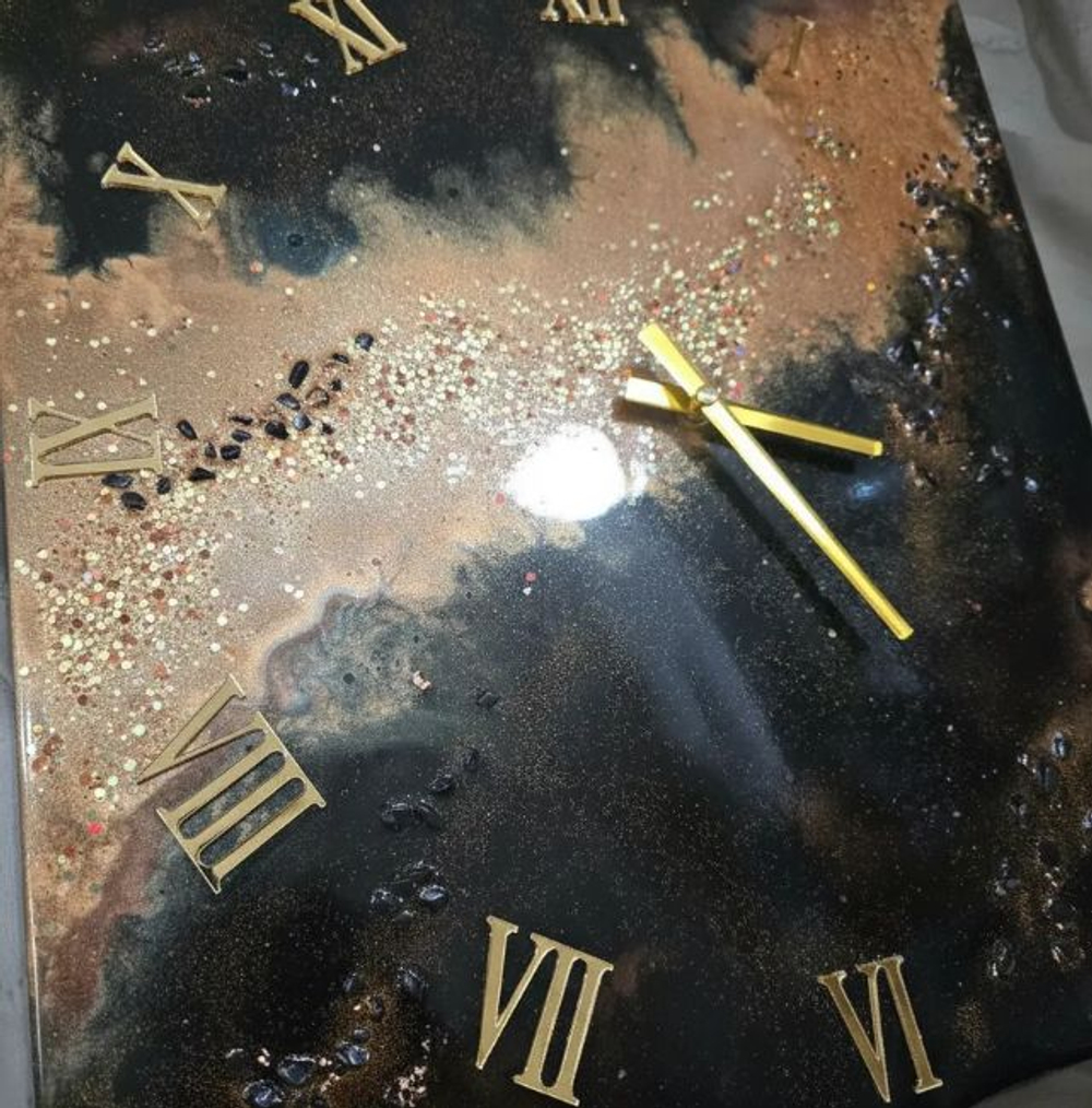 Настенные часы-картина из эпоксидной смолы ручная работа