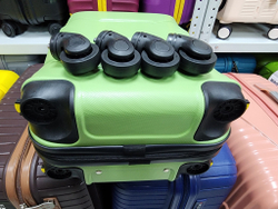 Чемодан ручная кладь 40*30*20