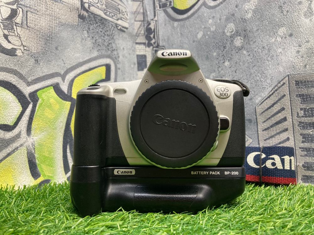 Canon EOS 300
