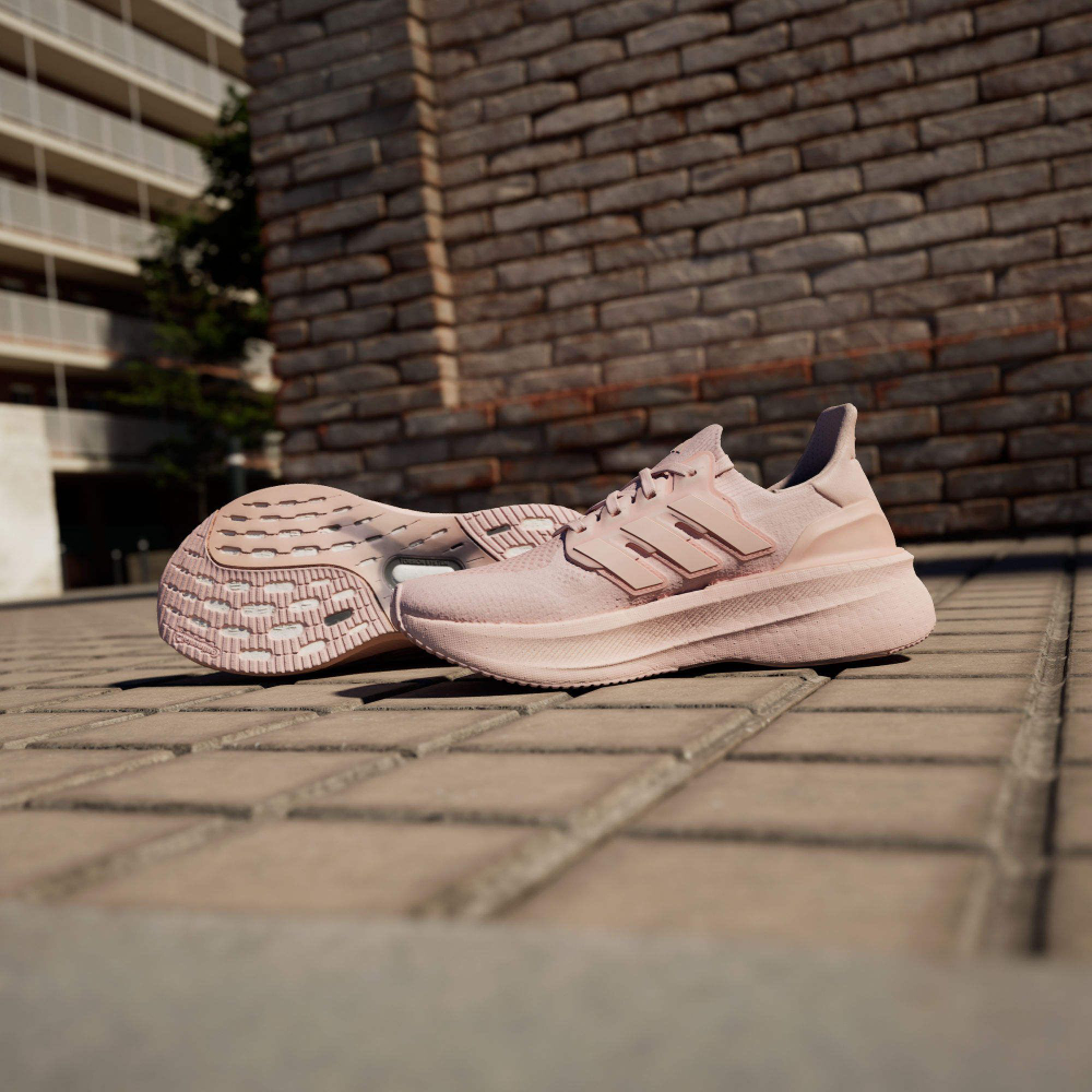 Кроссовки adidas Ultraboost 5.0 W