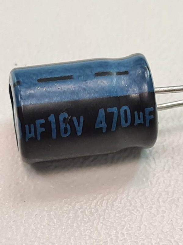 Конденсатор 470uF 16V