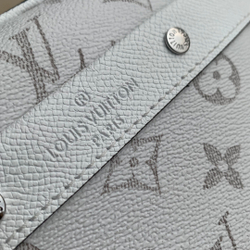 Louis Vuitton Alpha Messenger