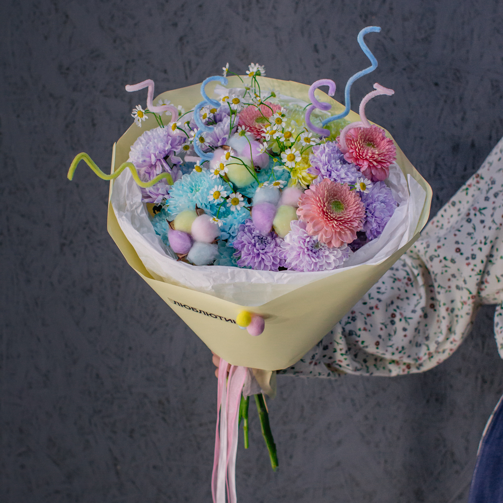 107. Трендовый дофаминовый букет