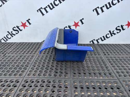 Корпус подножки левый 2018г.