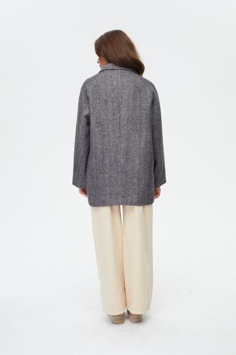 Двубортный темно-серый пиджак из шерсти
