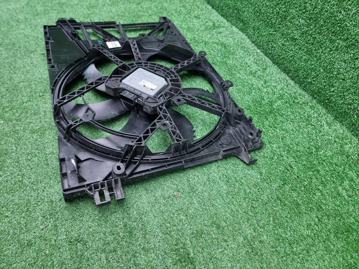 Диффузор с вентилятором Toyota Camry XV70 (17-нв)