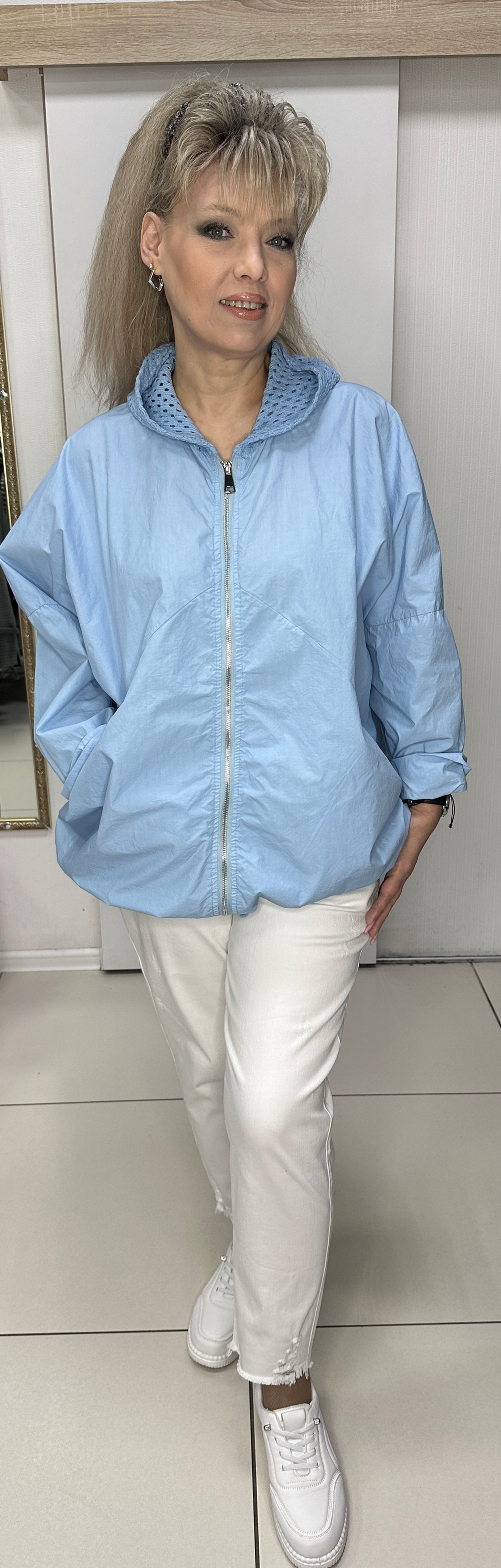 Пыльник-ветровка из хлопка на молнии, цвет голубой