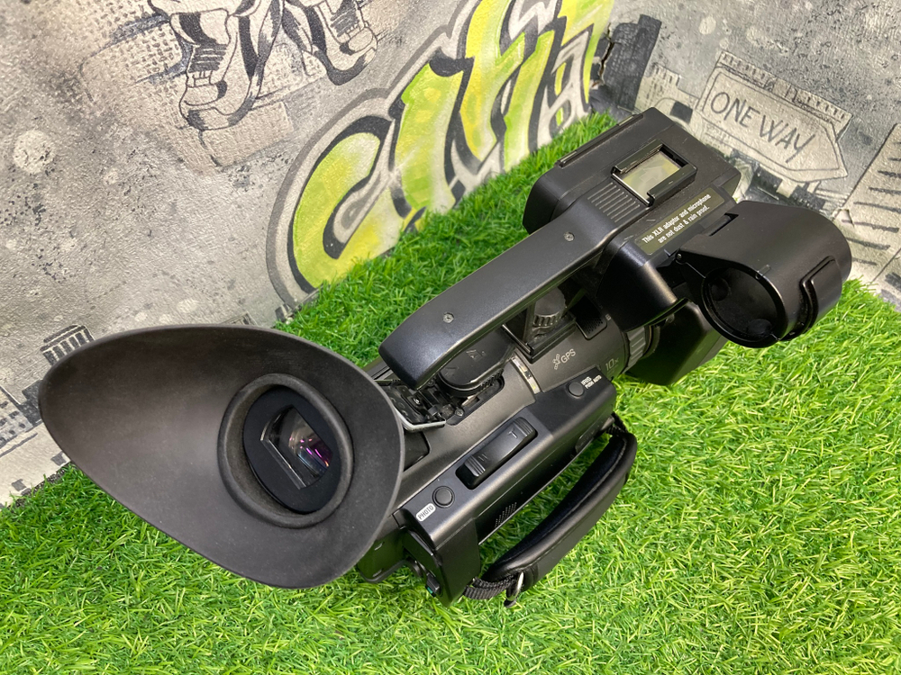 Sony HXR-NX70P