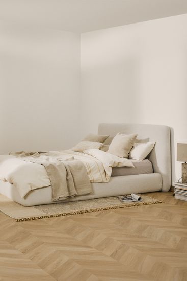 Кровать Martina со съемным чехлом из шенилла цвета экрю 180 x 200