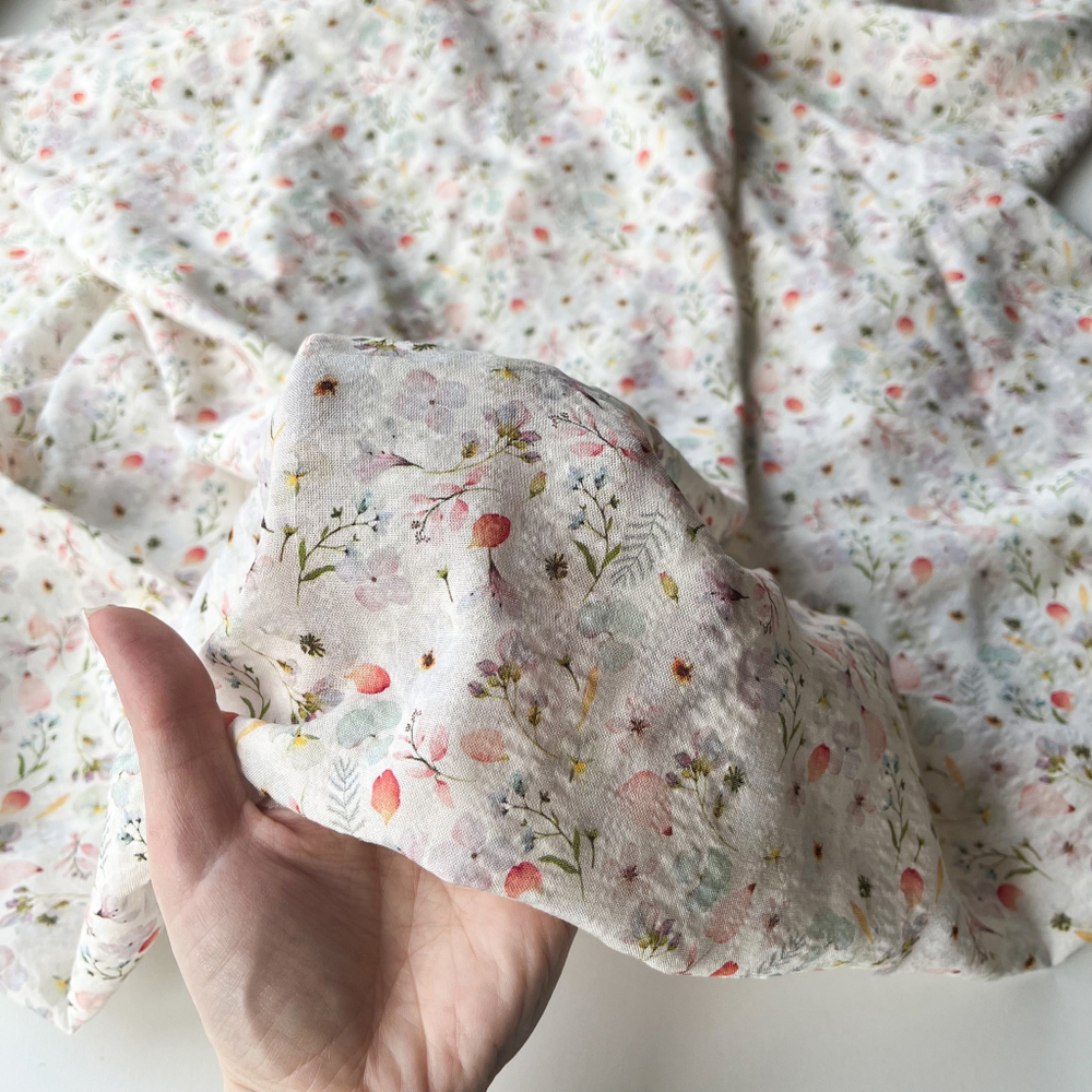 Батист Весенние цветы