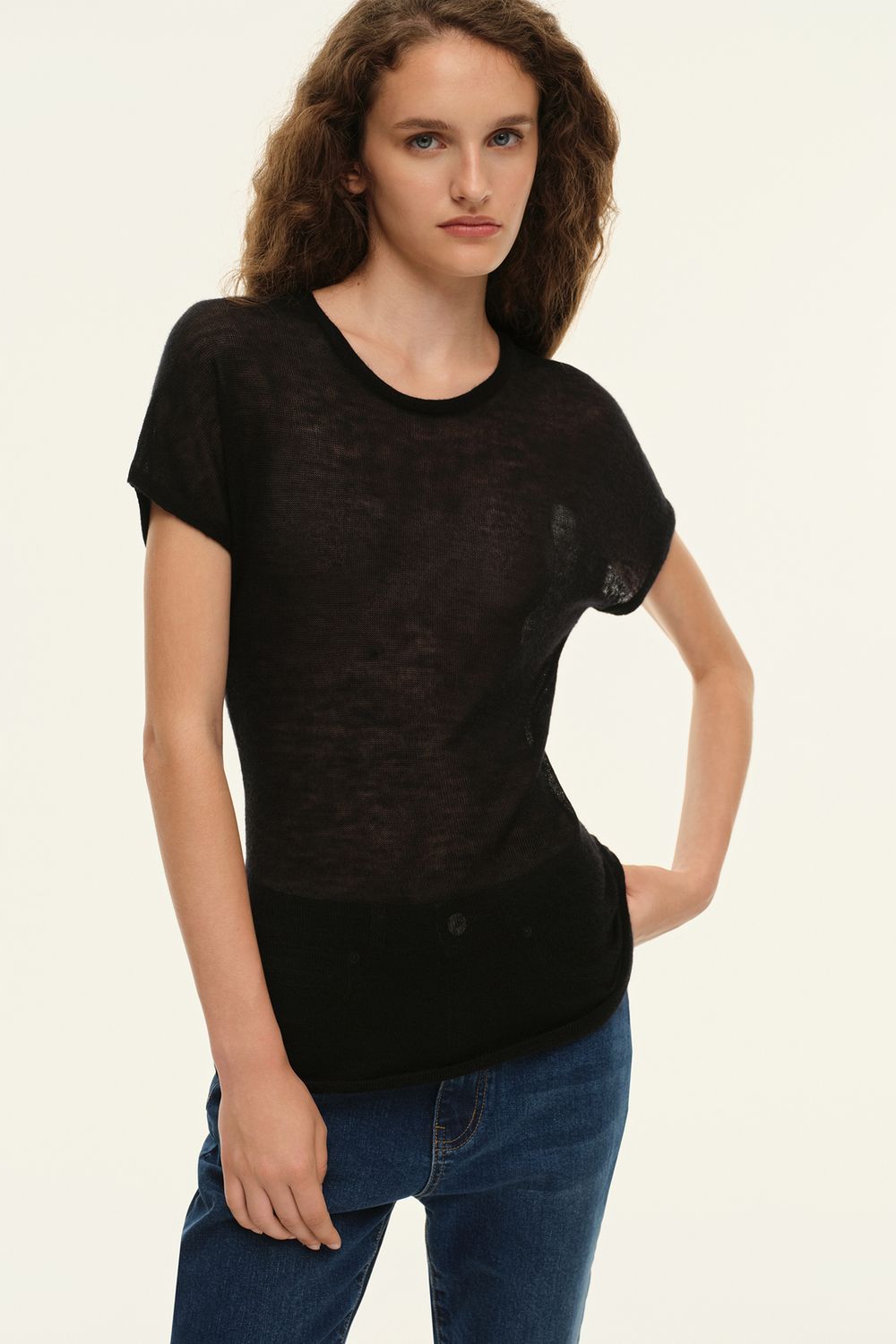 Футболка из кашемира (Naked story), черная