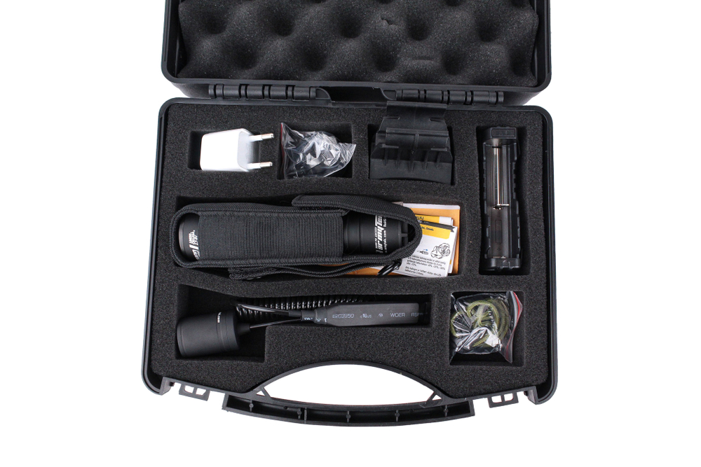 Фонарь подствольный с комплектом Armytek Dobermann Hunting Kit XP-L HI, 1050 lm, белый, до 381м, IP68, 115г DISC