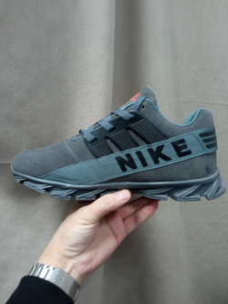 Кроссовки Nike Wot
