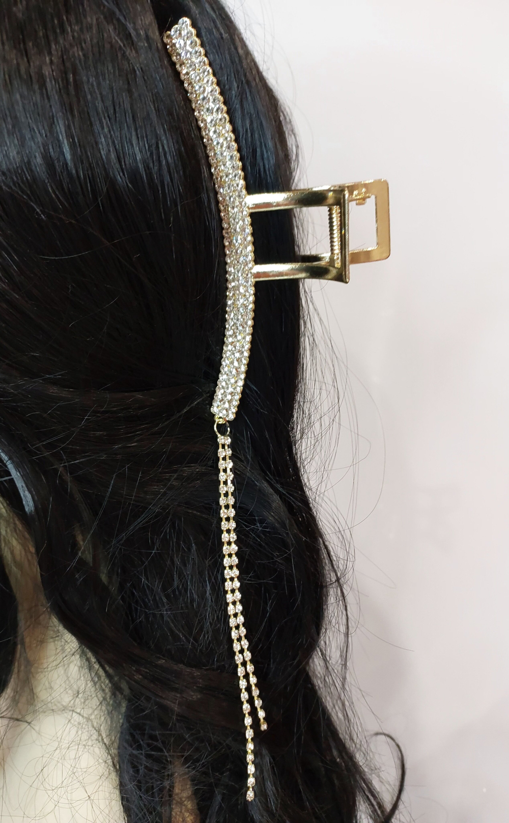 Заколка для волос краб "Квадратная дуга", металл, стразы, кисточки