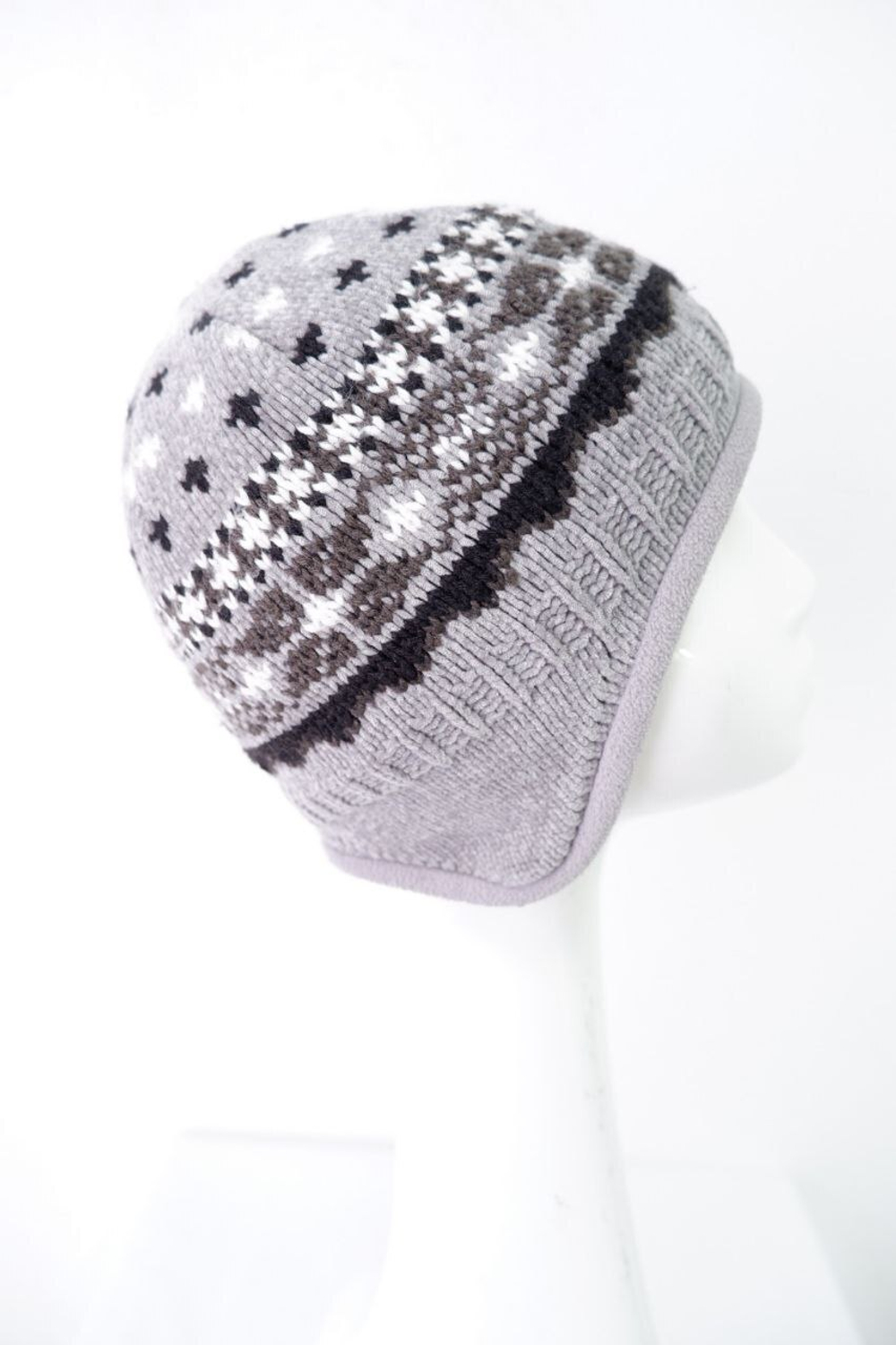 Шапка зимняя с узором