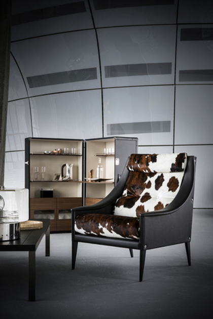 Бар Poltrona Frau Isidoro