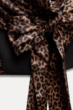 ZARA АТЛАСНЫЙ ТОП С ГОРЛОВИНОЙ ХАЛТЕР И СБОРКАМИ, ЛЕОПАРДОВЫЙ