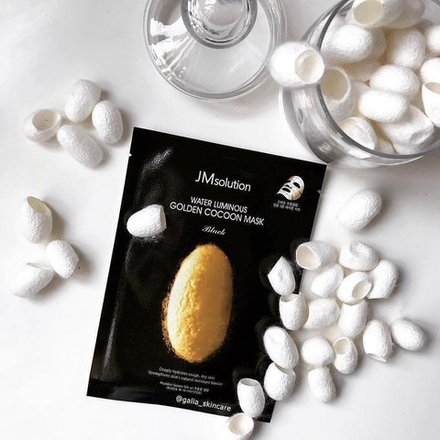 JMsolution Water Luminous Golden Cocoon Mask Plus Осветляющая и омолаживающая тканевая маска