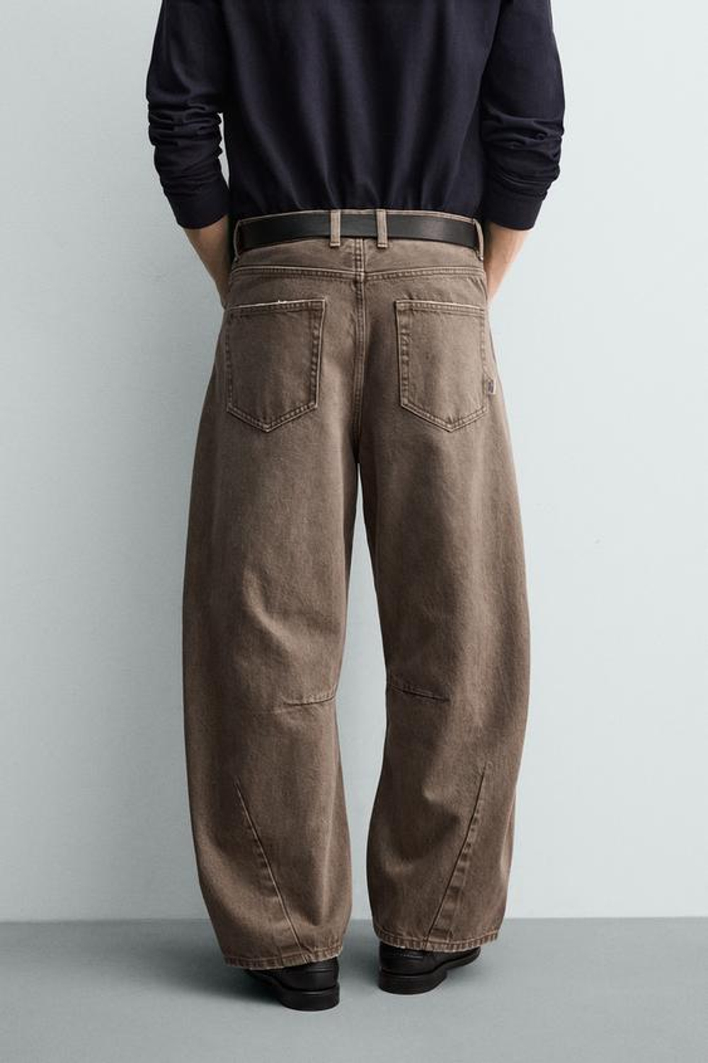 ZARA БРЮКИ BARREL FIT, КОРИЧНЕВЫЙ