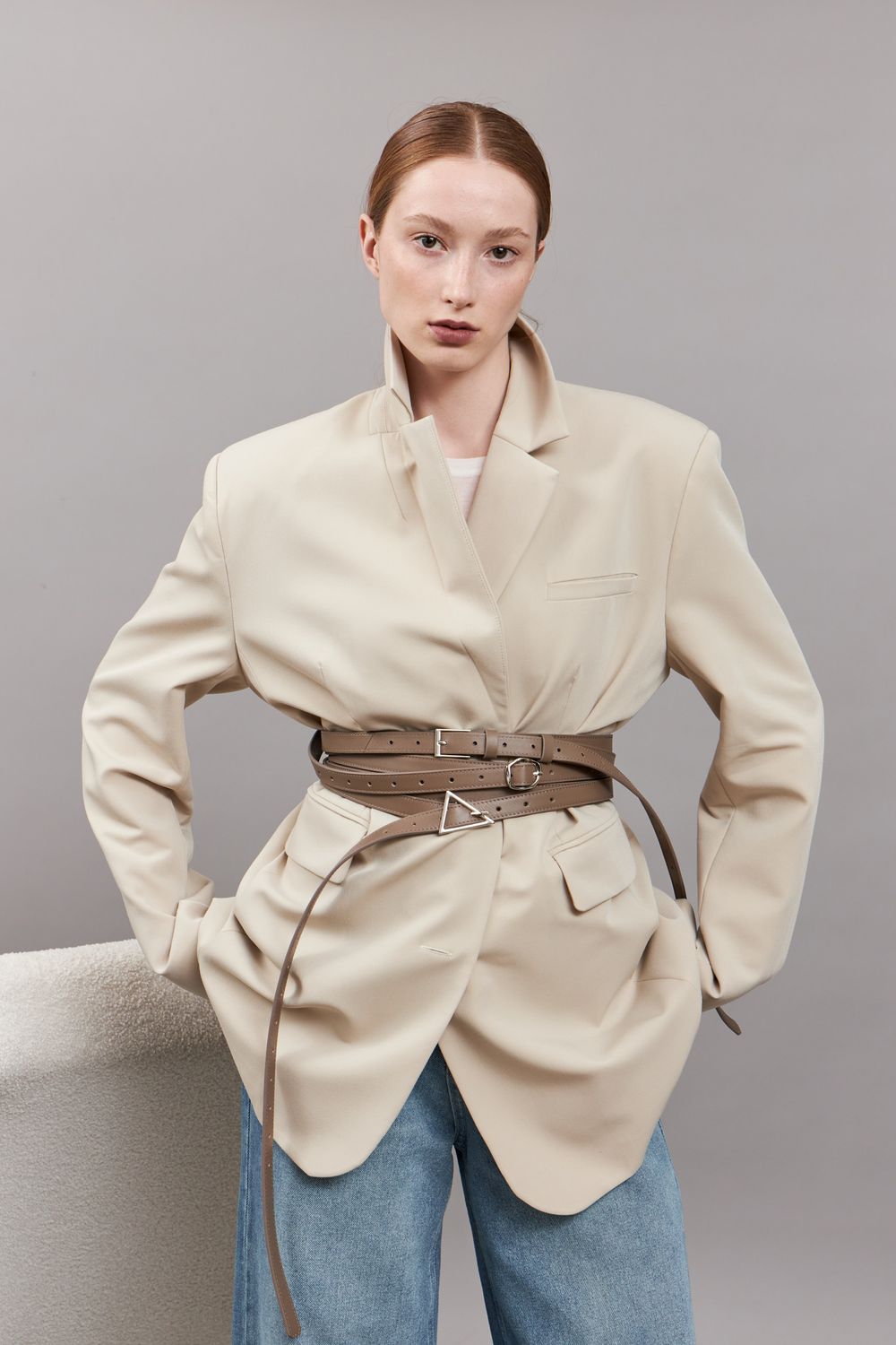 БАЗОВЫЙ ТОНКИЙ РЕМЕНЬ С МЯТОЙ ПРЯЖКОЙ TAUPE