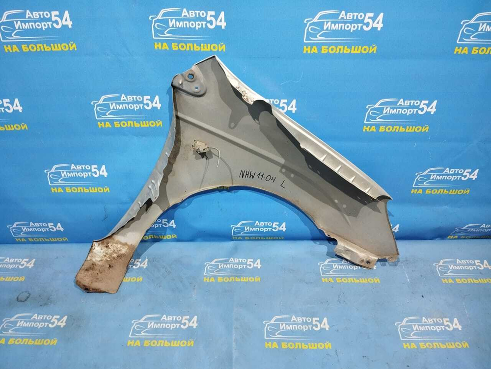 Крыло переднее левое TOYOTA PRIUS 2002