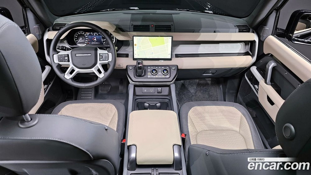 Land Rover Defender (L663) 110 P300 X-Dynamic SE (10.2023)