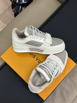 Louis Vuitton Trainer (2 colors)