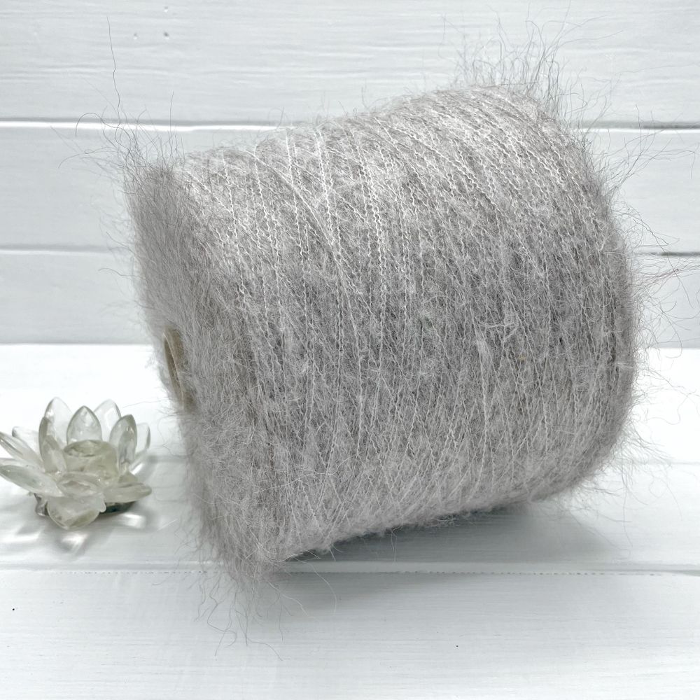 LAGOPOLANE 30% кид мохер 30% полиамид 40% полиакрил