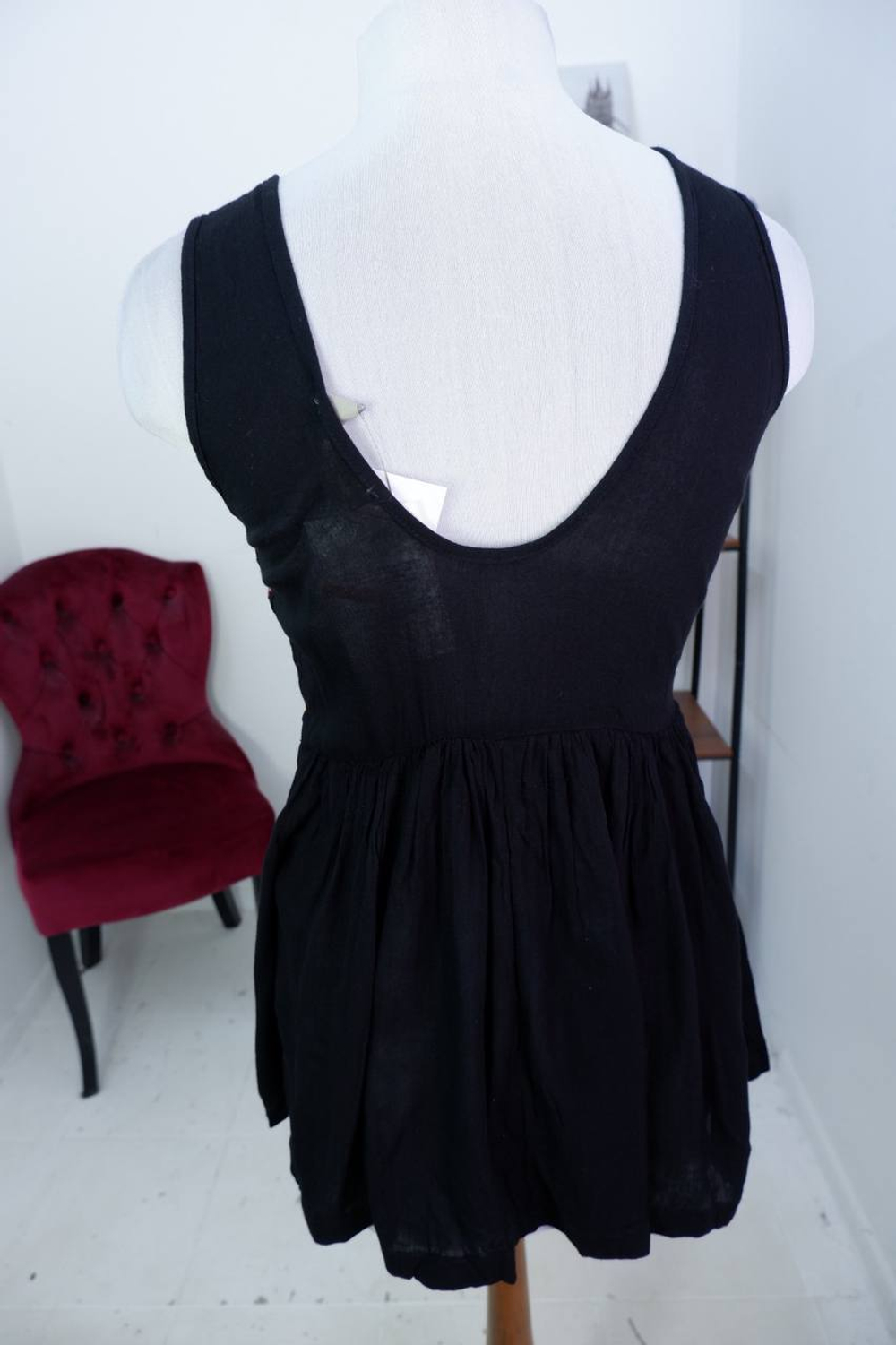 Топ Asos яркий и стильный, маркировка 38, визуально на 44 размер, новый