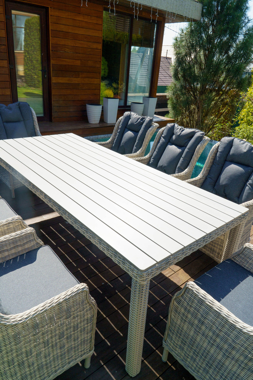 Обеденный стол  из искусственного ротанга ВЕНЕЦИЯ 230 (серый)